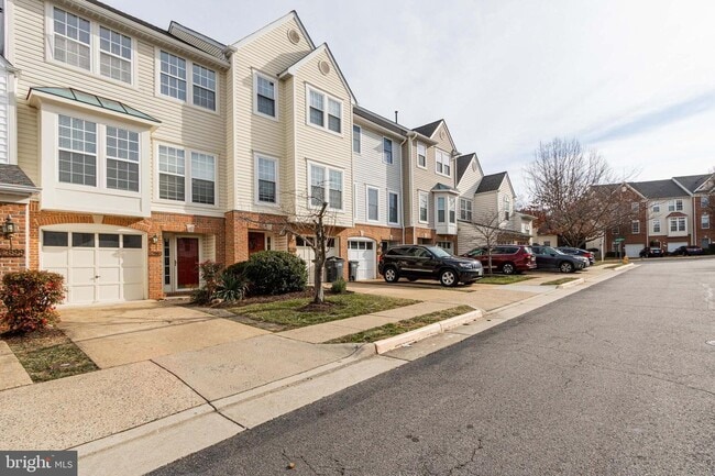 Building Photo - 12903 Titania Way