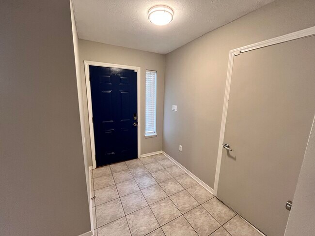 Foto del edificio - 2404 Winter Park Ct