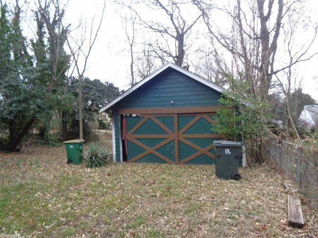 Building Photo - 2620 S Izard St