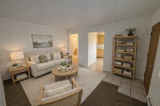 Building Photo - 313 Bonnie Ct