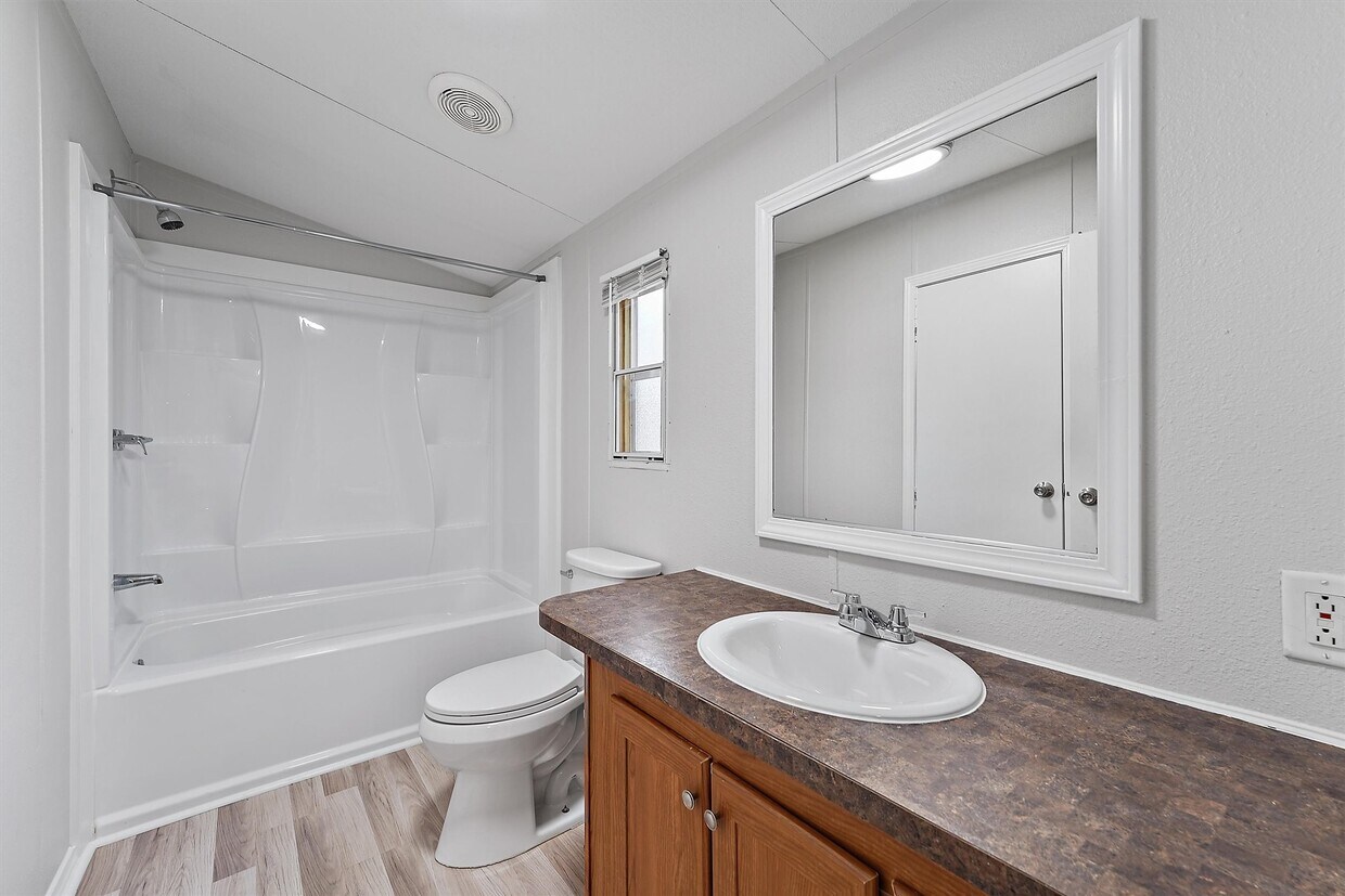 Foto del edificio - 20693 N Navasota St