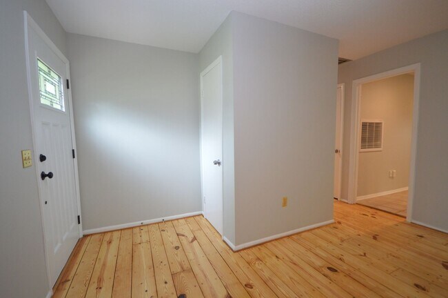Building Photo - 5815 Windham Dr