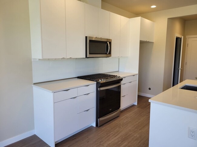 Building Photo - Beautiful Home in North Bellingham