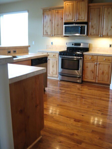 Building Photo - Beautiful 4 Bedroom Home in Northwest Redmond