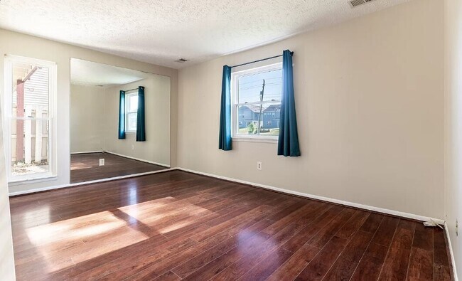 Building Photo - 5956 Beau Jardin Dr