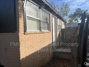 Building Photo - 512 W Myrtle St