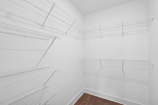 Building Photo - Forayna Davis Park