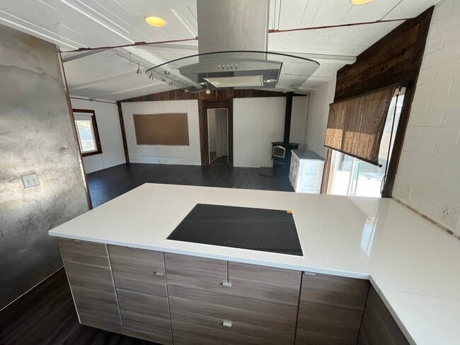 Building Photo - 3722 Upper Dam Dr