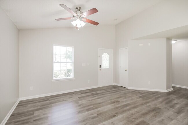Building Photo - 5321 Padstow Ct