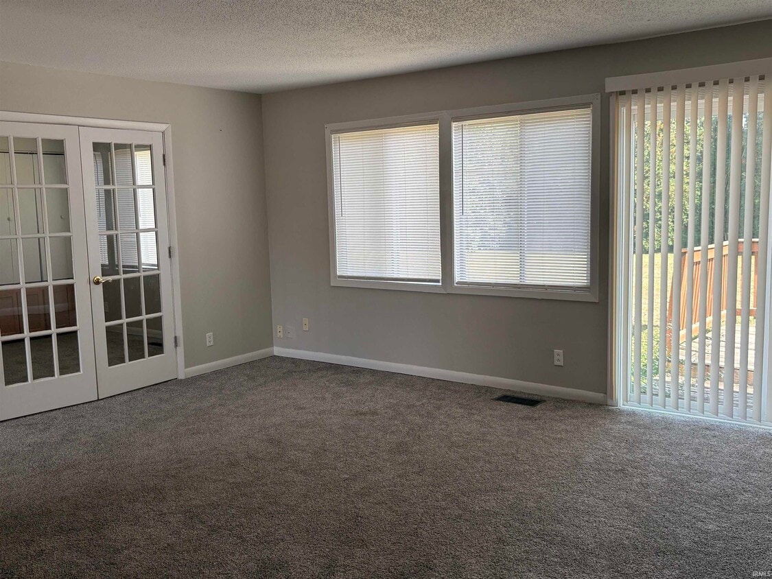 Foto del edificio - 1010 N Lincoln St