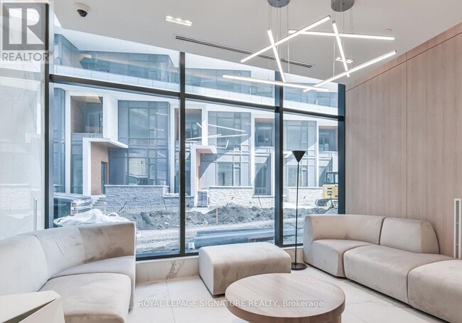 Building Photo - 30 Ordnance St