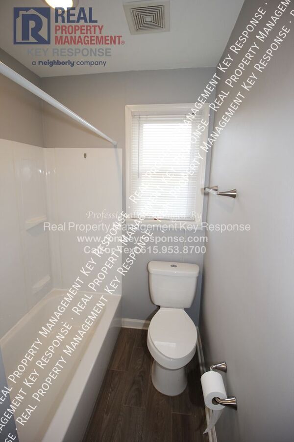 Foto del edificio - 1 Bedroom in East Nashville just down the ...