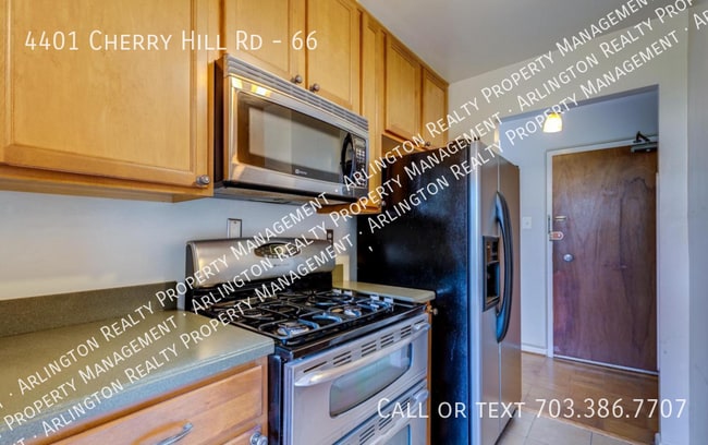 Foto del edificio - 4401 Cherry Hill Rd