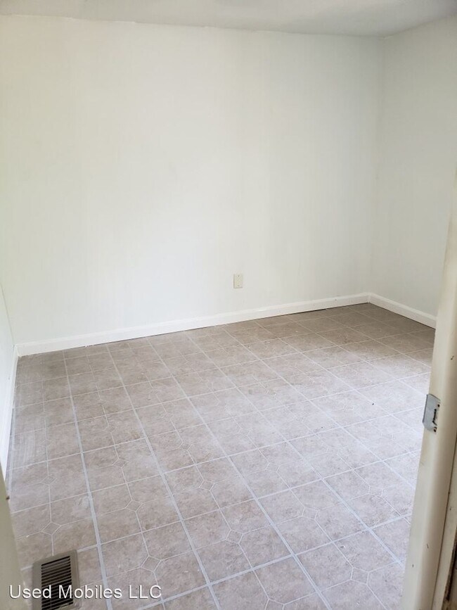 Building Photo - 3 br, 2 bath House - 162 Sunny Brooke Road
