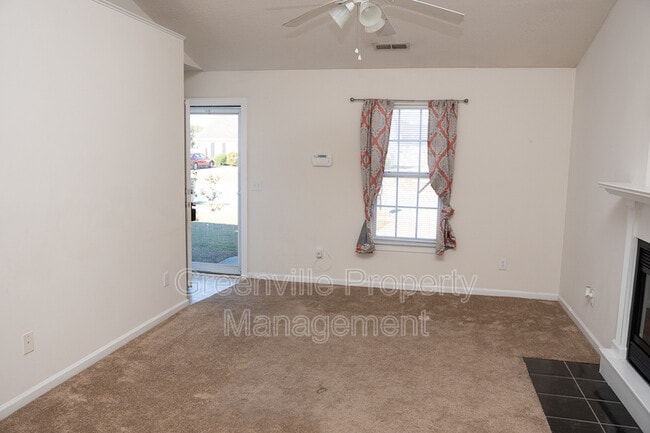 Building Photo - 1001 Masters Ln