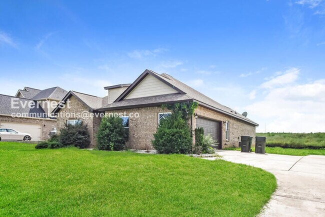 Foto del edificio - 120 Grip Dr