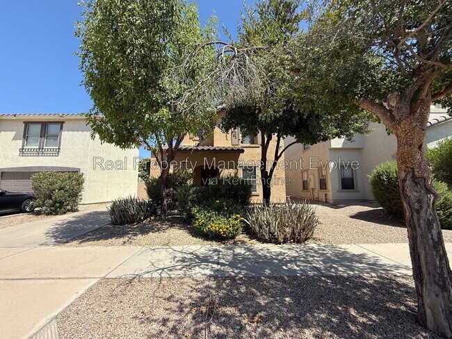 Building Photo - 21122 E Stonecrest Dr