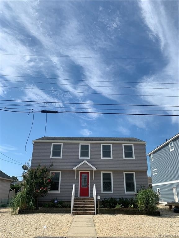 Building Photo - 310 W 11th St