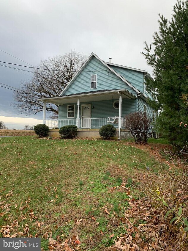 Primary Photo - 666 N Church Rd