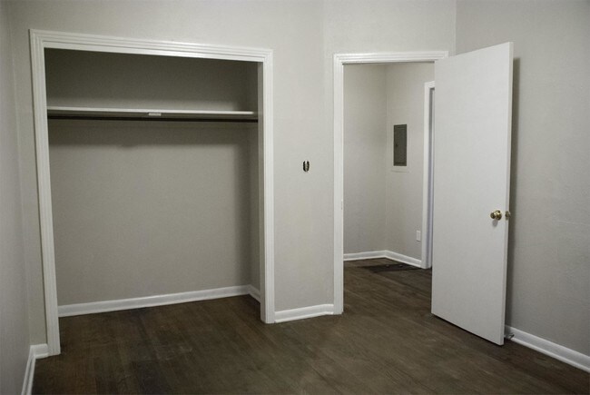 Foto del edificio - 2031 Holmes St
