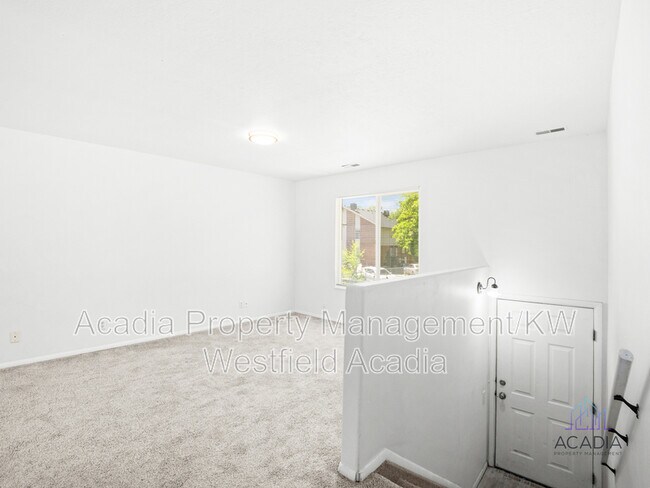 Building Photo - 1112 W 650 N St