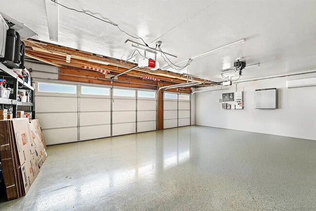 Building Photo - 462 Dewane Dr