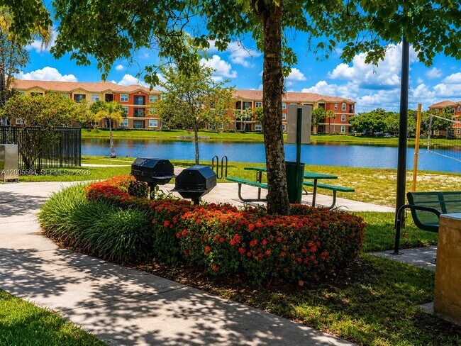 Foto del edificio - 4402 SW 160th Ave