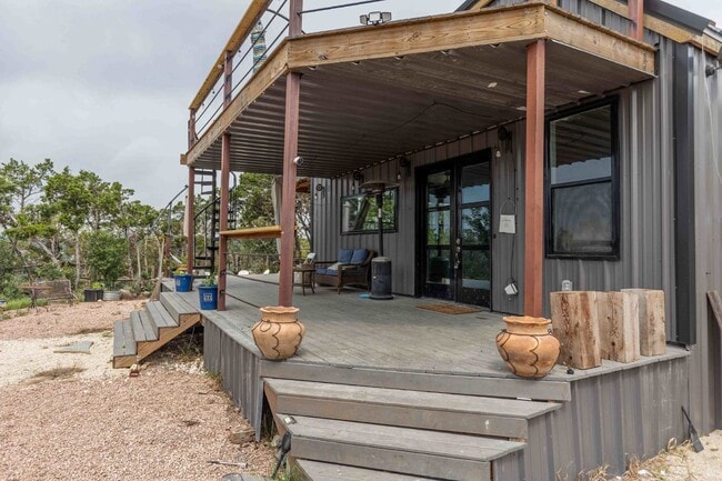 Foto del edificio - 270 Stacie Ann Dr