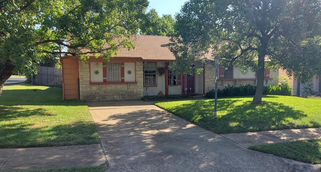 Building Photo - 1806 Cherry Orchard Dr