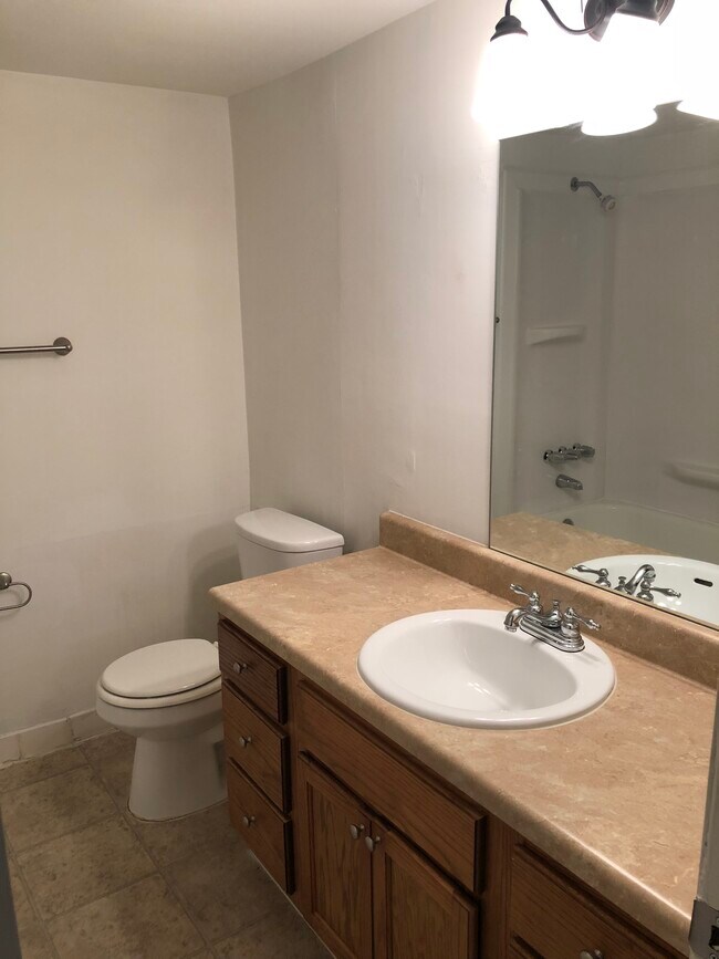 Foto del edificio - 1633 13th Ave S