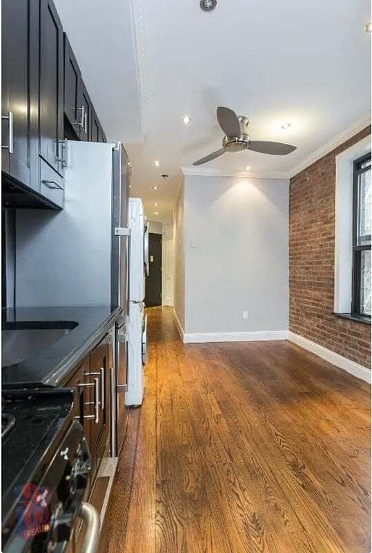Foto del edificio - 72 W 108th St