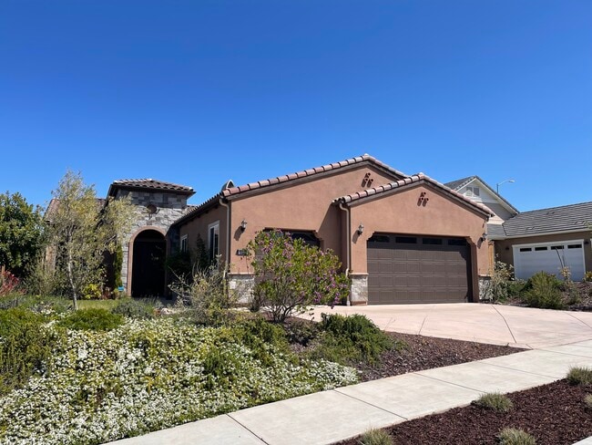 Building Photo - 5878 Lady Bells Dr