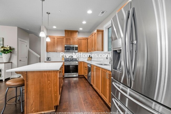 Building Photo - Luxury Four Bedroom Home in Villebois!