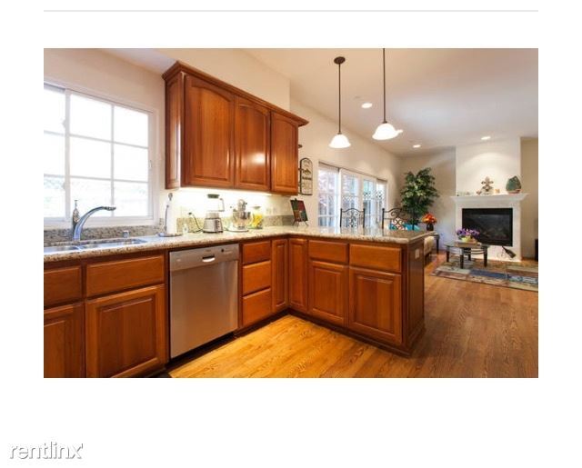 Building Photo - 1 br, 2.5 bath House - 822 Villa Rosa Pl