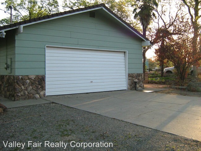 Building Photo - 5370 Marysville Rd