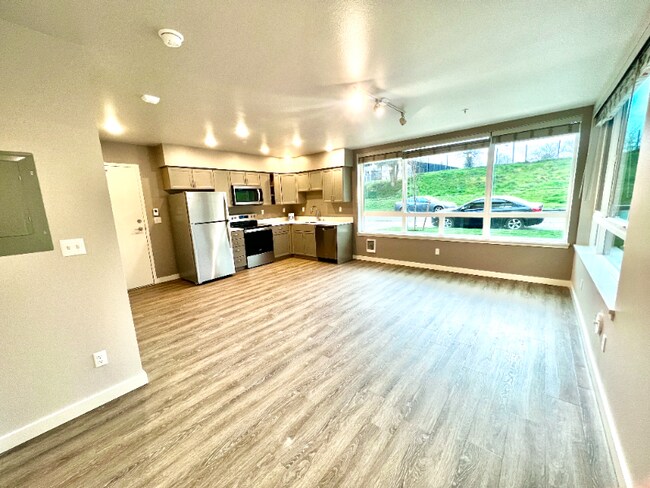 Building Photo - 2330 Yakima Ct