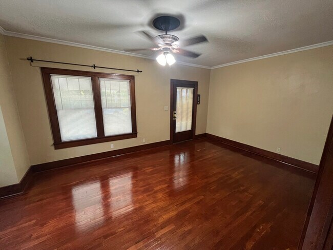 Foto del edificio - 1917 S Locust St