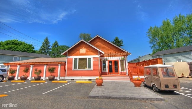 Building Photo - 8333 32nd Avenue Ct S