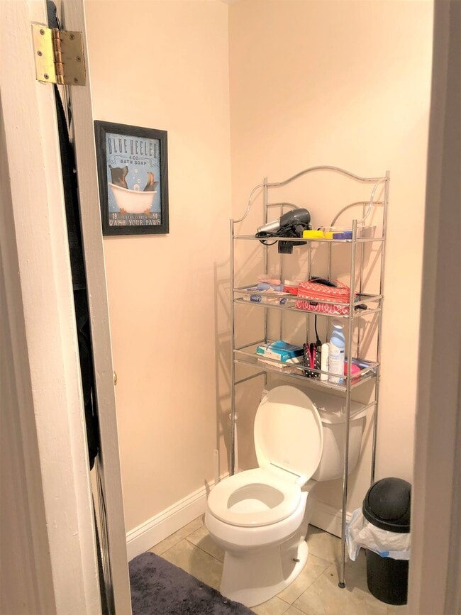 Building Photo - 279 Pearl St