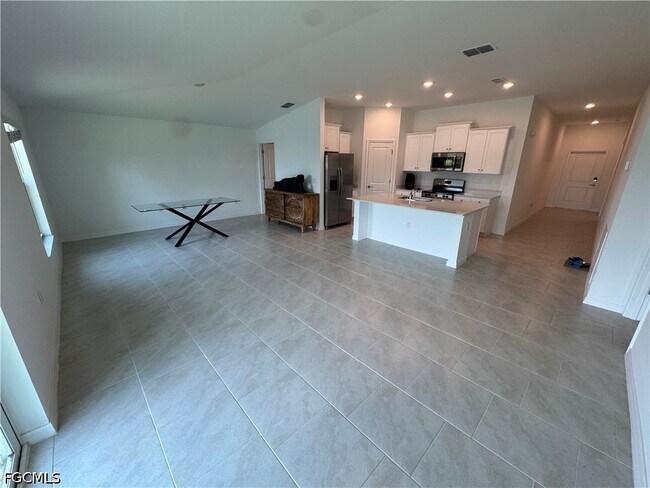 Foto del edificio - 1609 NE 33rd Terrace