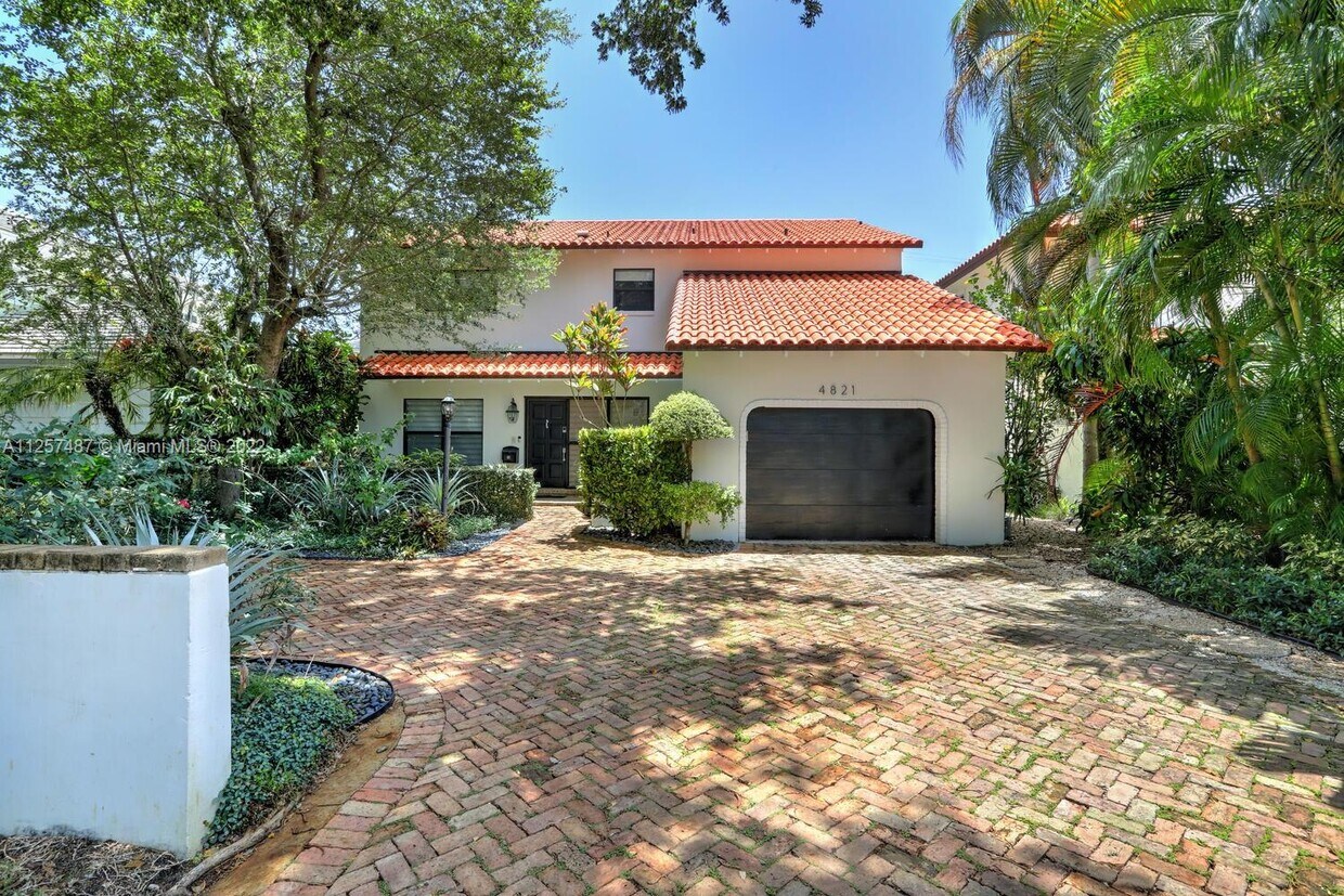 Foto principal - 4821 Campo Sano Ct