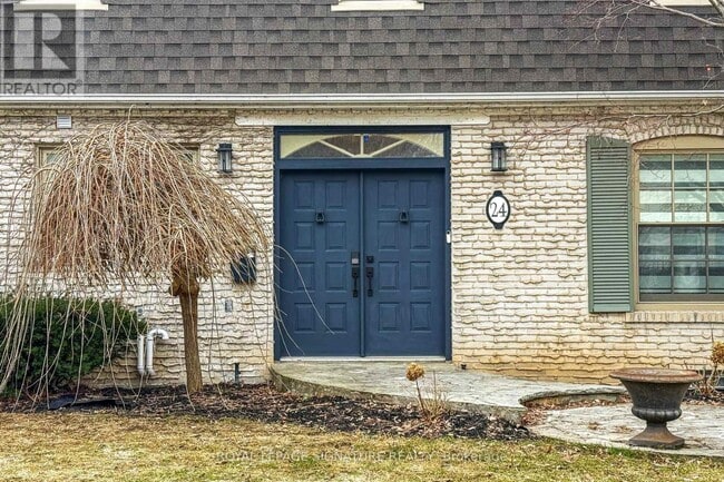 Building Photo - 24 Laureleaf Rd