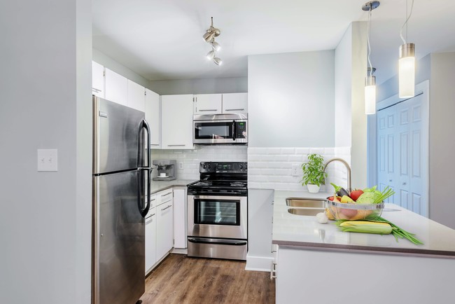 Kitchen - GreenRock Estates