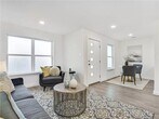 Foto principal - 6409 Burns St