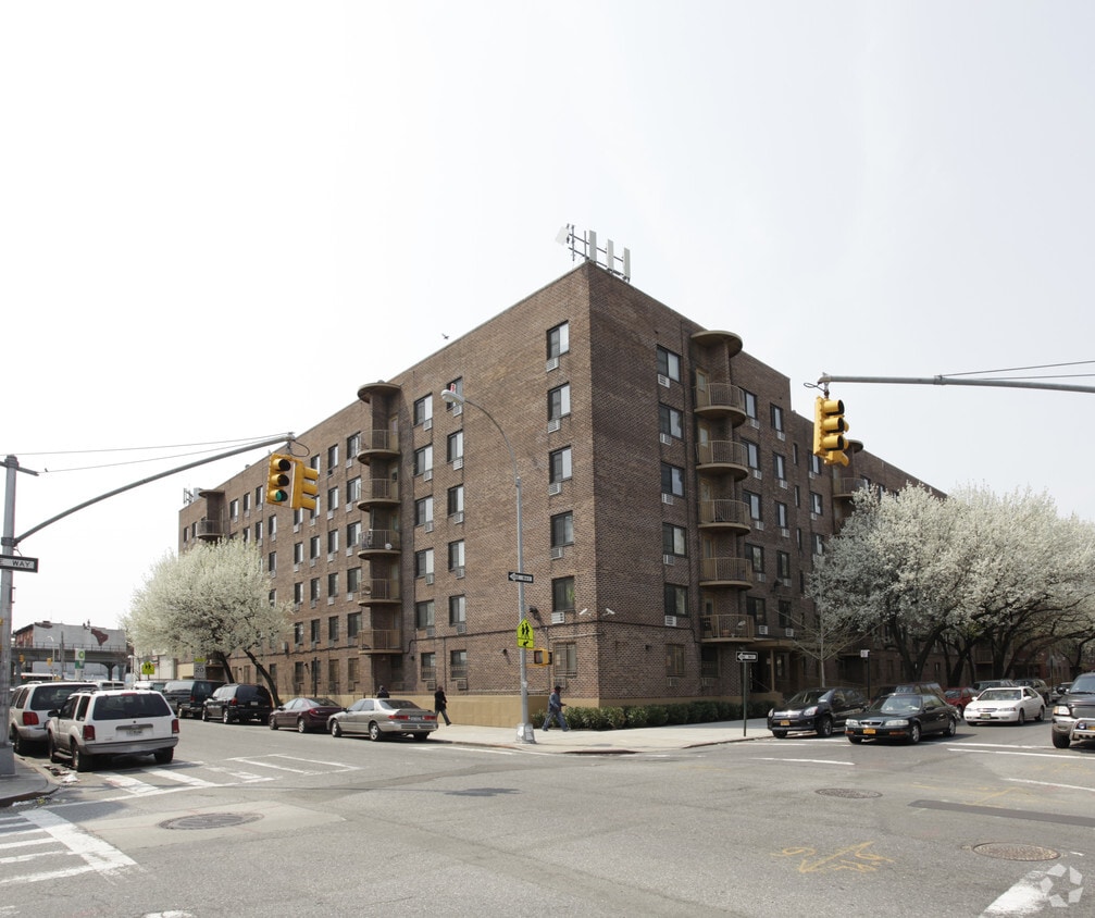 Building Photo - Restore Housing Apartments