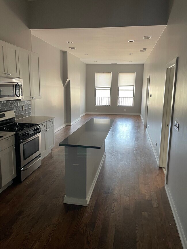 Foto del edificio - 7058 N Clark St
