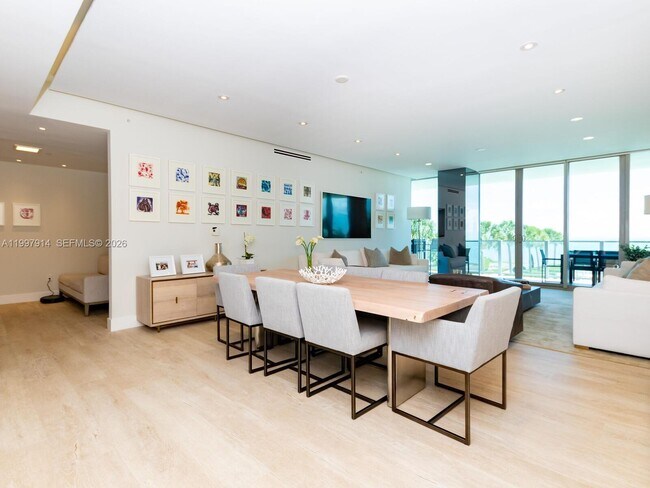 Foto del edificio - 360 Ocean Dr