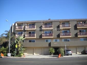 Primary Photo - 4517 W Point Loma Blvd