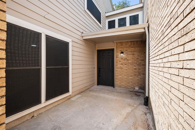Building Photo - 2706 Creekwood Ct