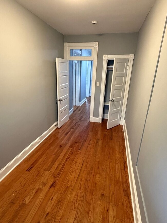 Foto del edificio - 917 Ingraham St NW